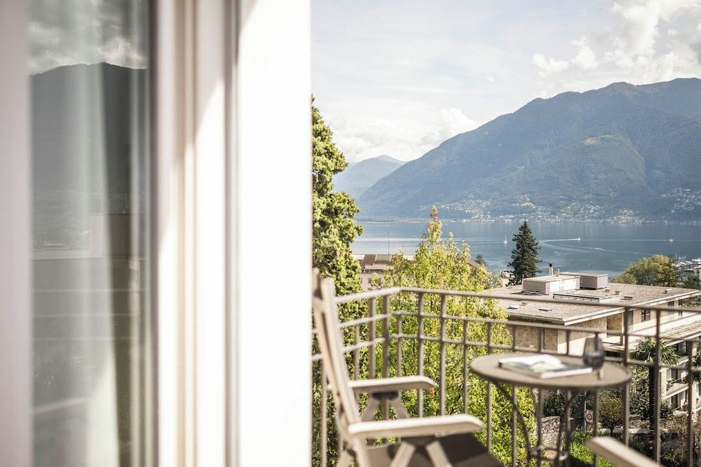 Hotel Belvedere Locarno Superior Room, Balcony (Chic, Lake & Mountain View) 6
