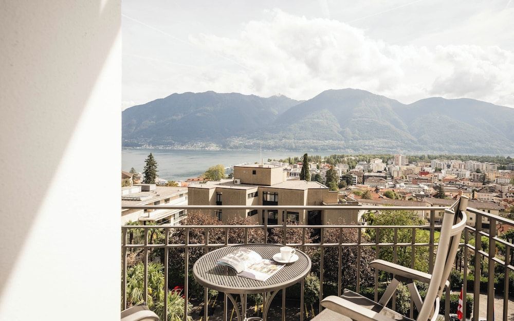 Hotel Belvedere Locarno Junior Suite, Balcony (Lake & Mountain View) 3