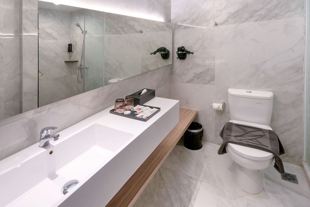 The Zuri Dumai Superior Double Room 5