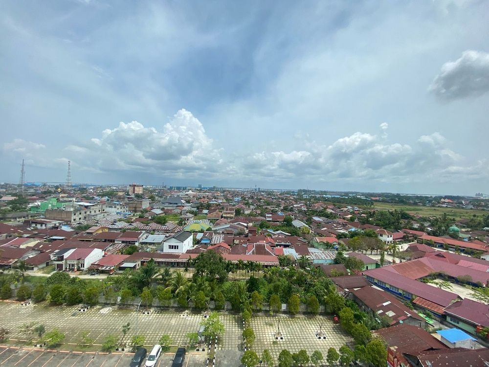 The Zuri Dumai Deluxe Double Room 4