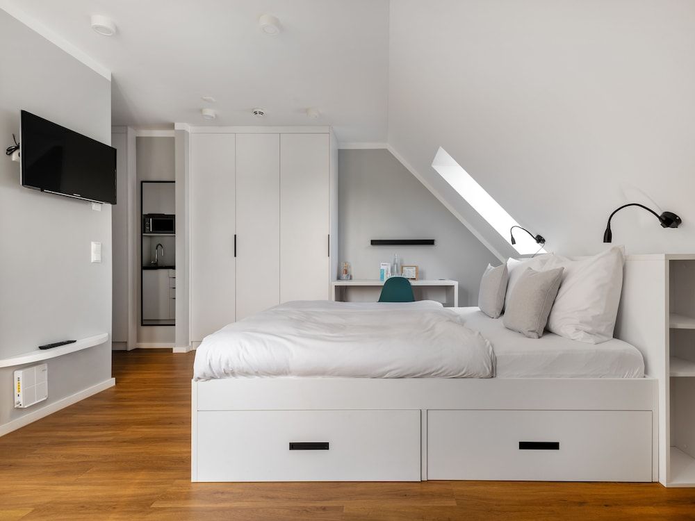 Numa Munich Munico Large Studio, Kitchenette, Balcony 3