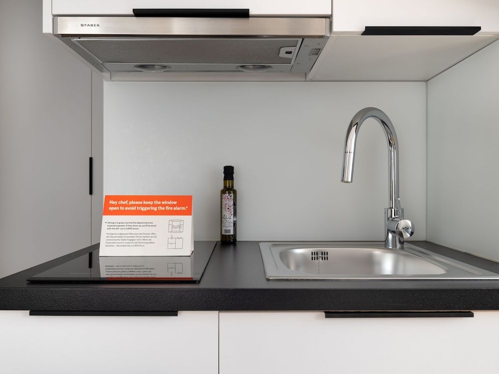 Numa Munich Munico Large Studio with Kitchenette 9