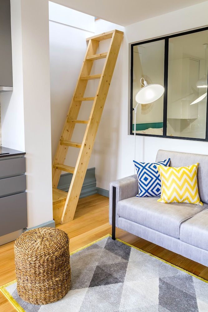 InSitu Formosa 168 Duplex, 2 Bedrooms (Bright Iris – 3F) 8