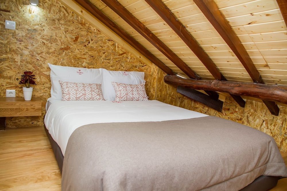 InSitu Formosa 168 Duplex, 2 Bedrooms (Bright Iris – 3F) 3