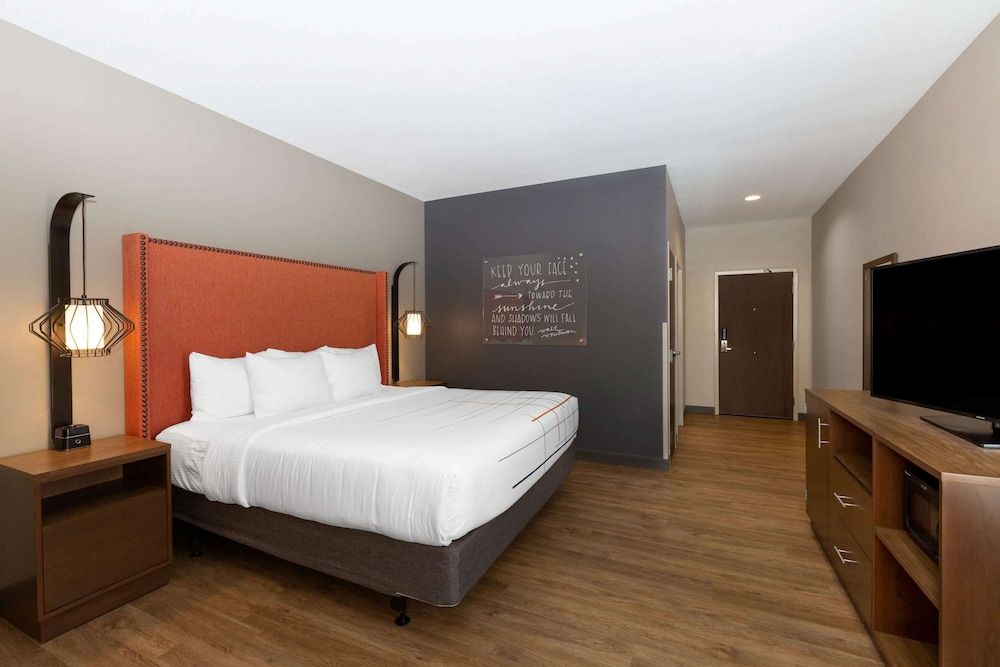 Room, 1 King Bed, Non Smoking