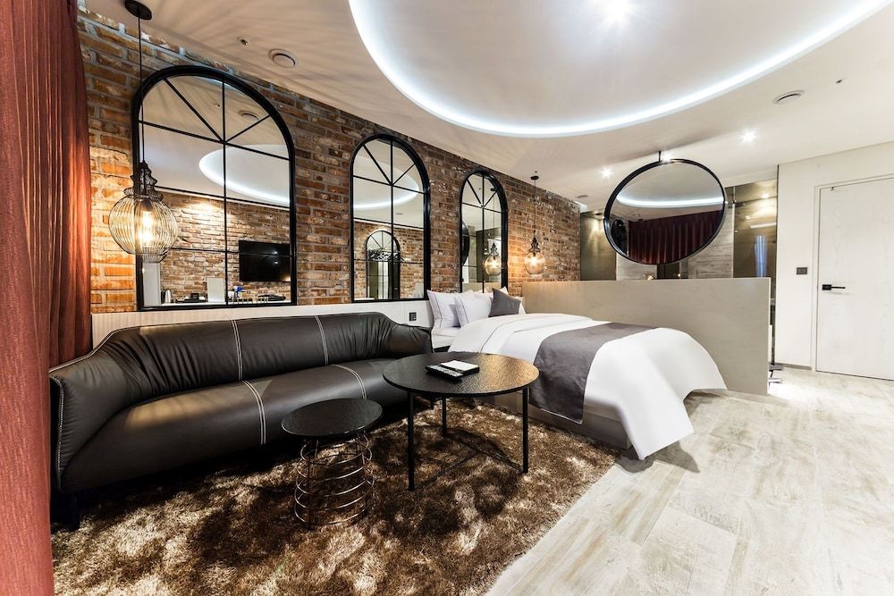 Yongin Astro Hotel Deluxe Double Room 5