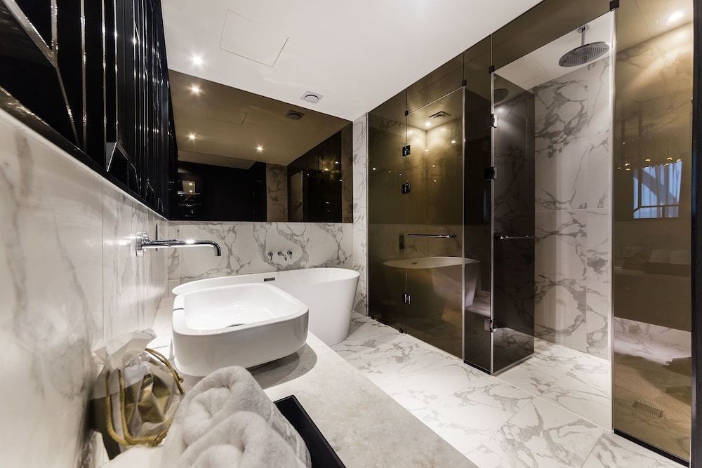 Yongin Astro Hotel Deluxe Double Room 3