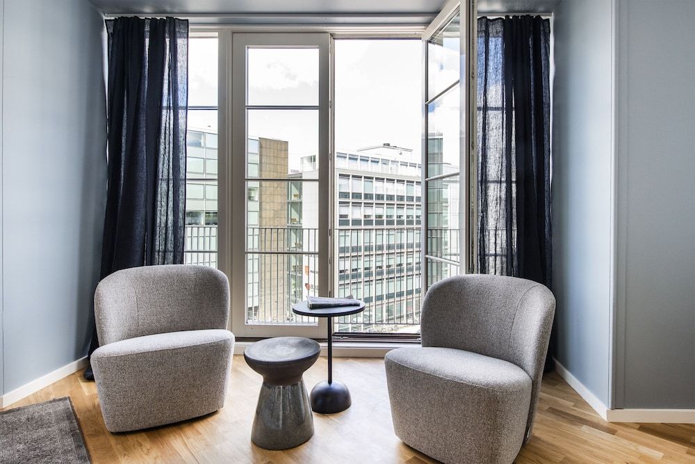 The Lakes apartments by Daniel&Jacob’s 1 bedroom swanky apartment 15