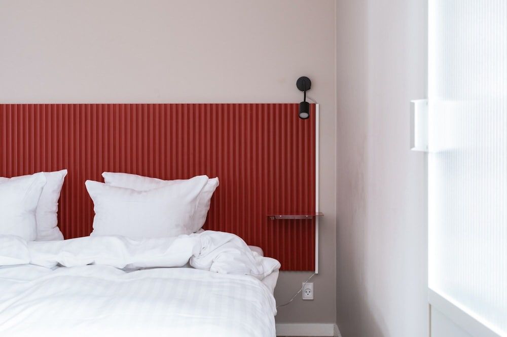 The Lakes apartments by Daniel&Jacob’s 1 Bedroom Apartment 4