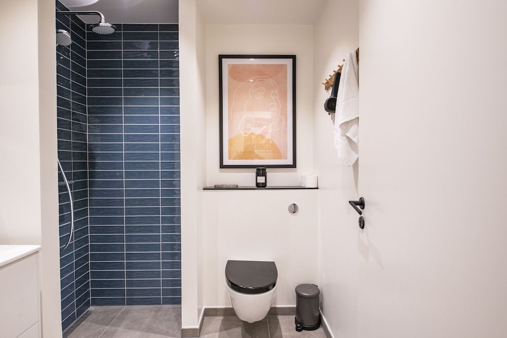 The Lakes apartments by Daniel&Jacob’s 1 bedroom swanky apartment 5