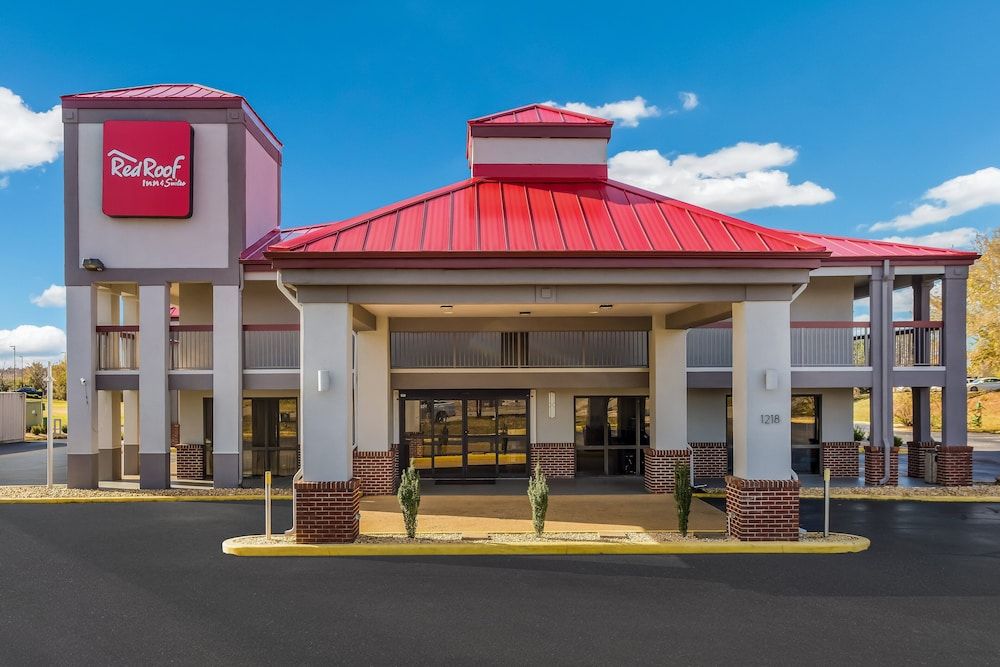 undefined Red Roof Inn & Suites Athens, AL 8