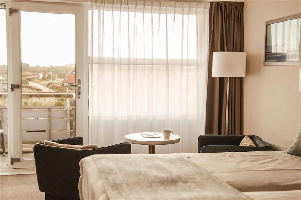 WestCord Strandhotel Seeduyn Superior Double Room 3