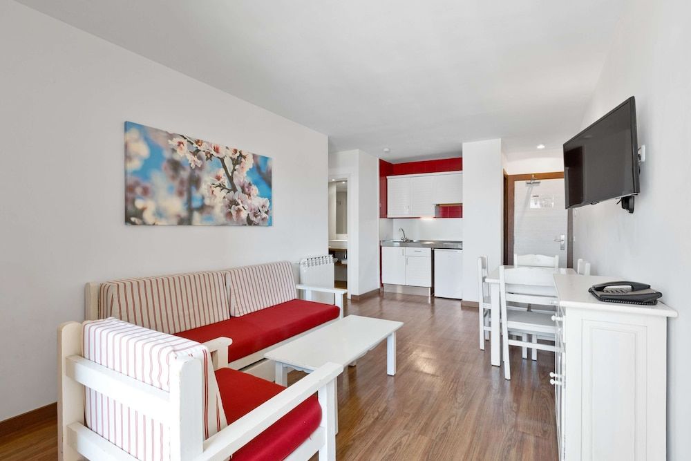 Apartment, 1 Bedroom, Balcony (2 Adults)