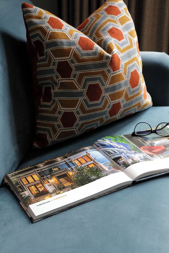 Labotessa Luxury Boutique Hotel Signature Suite 8
