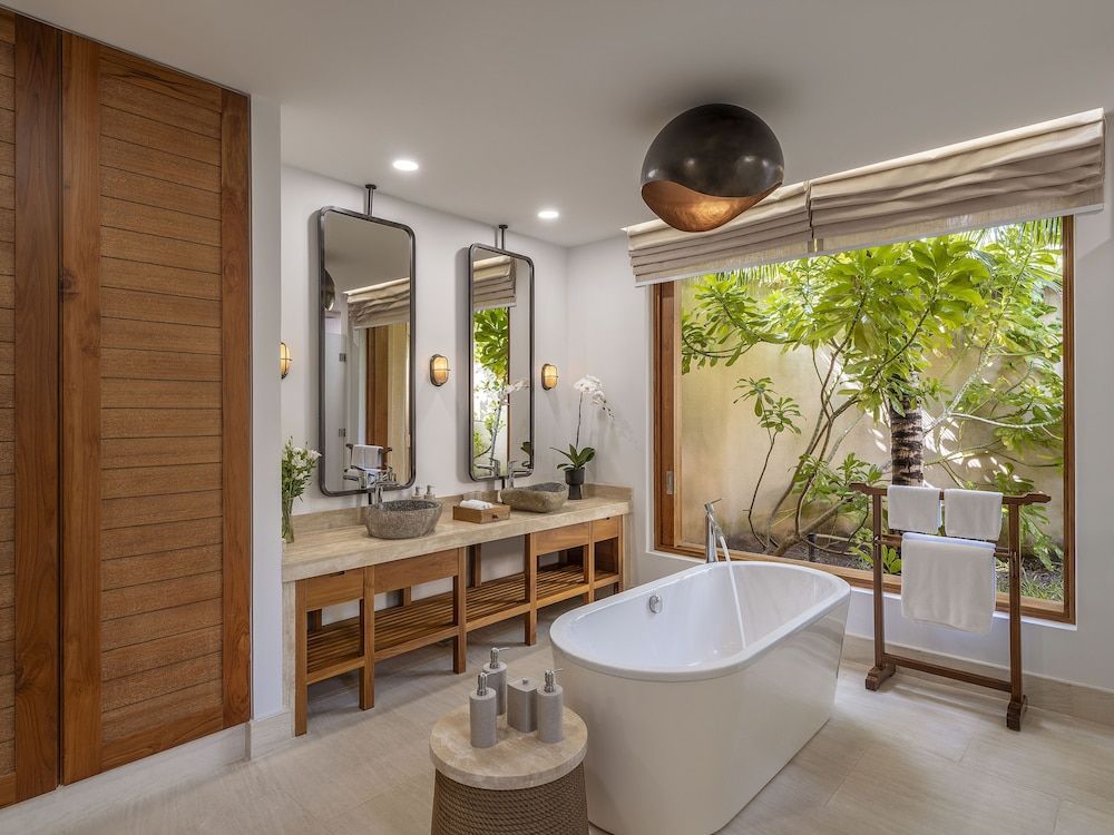 Ana Mandara Cam Ranh 1-Bedroom Pool Villa with 2 Single Beds 4