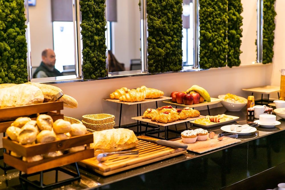 undefined The Compass Hotel 10