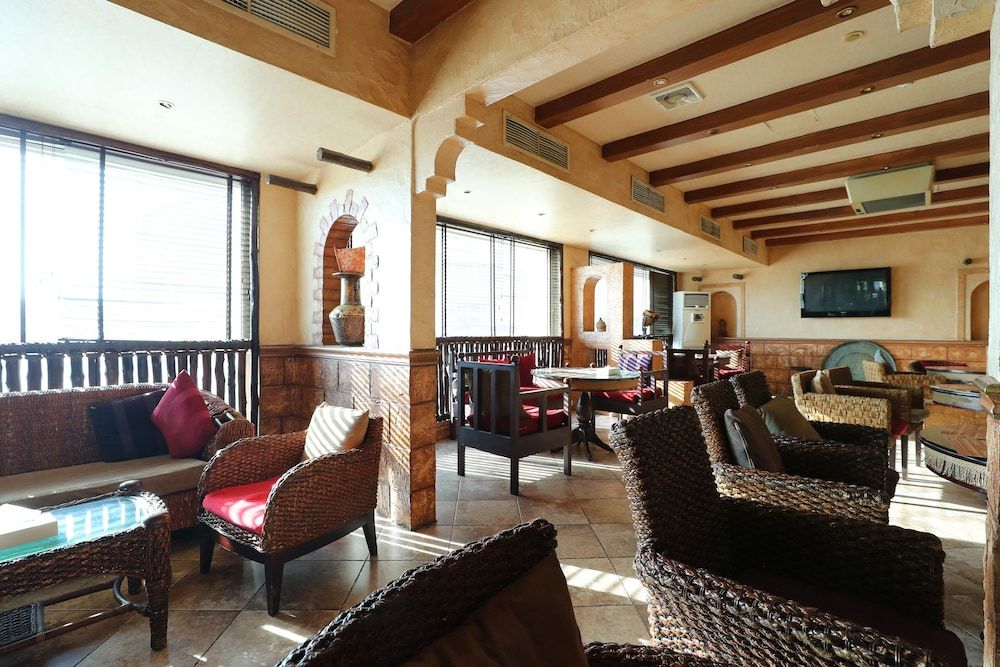 undefined OYO 112 Semiramis Hotel 9