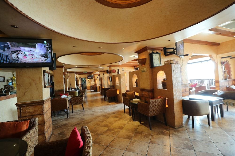 undefined OYO 112 Semiramis Hotel 7