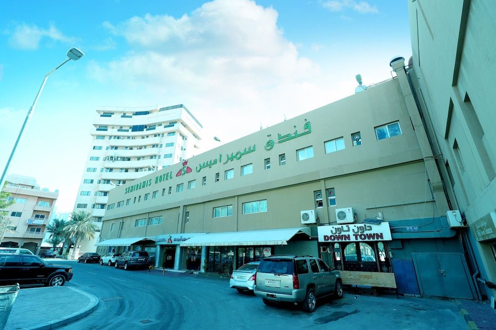 undefined OYO 112 Semiramis Hotel 4