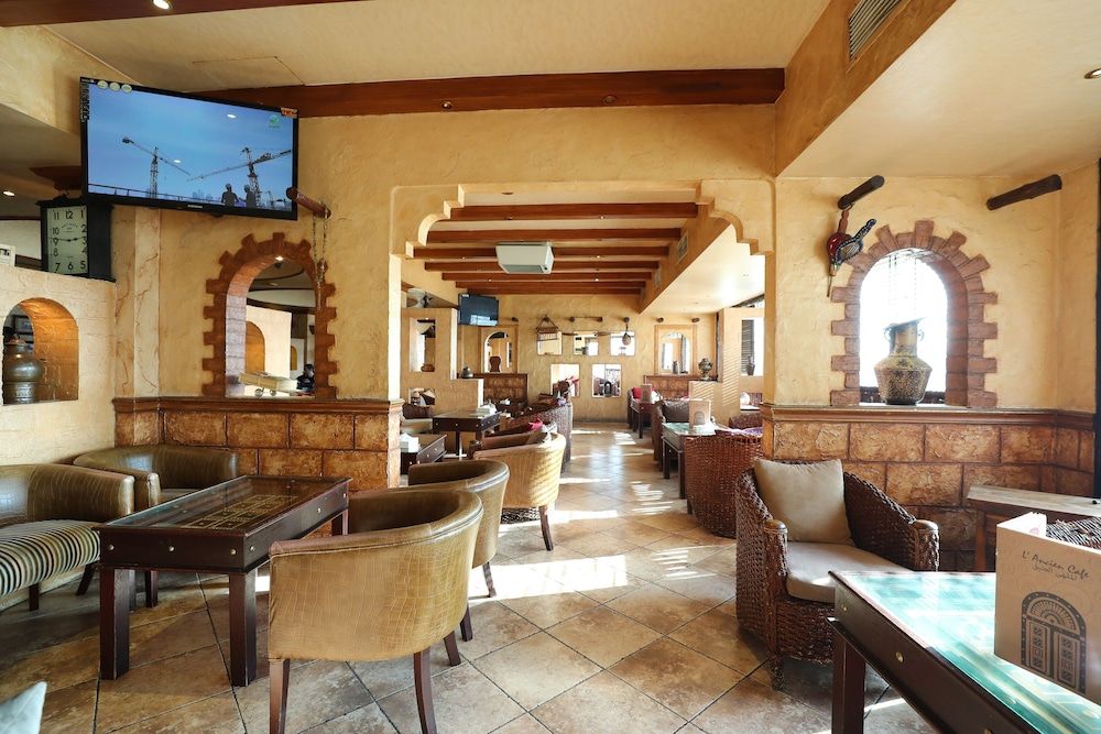 undefined OYO 112 Semiramis Hotel 10