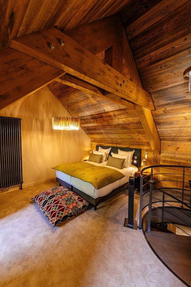 Hotel V de Vaujany Superior Quadruple Room 7