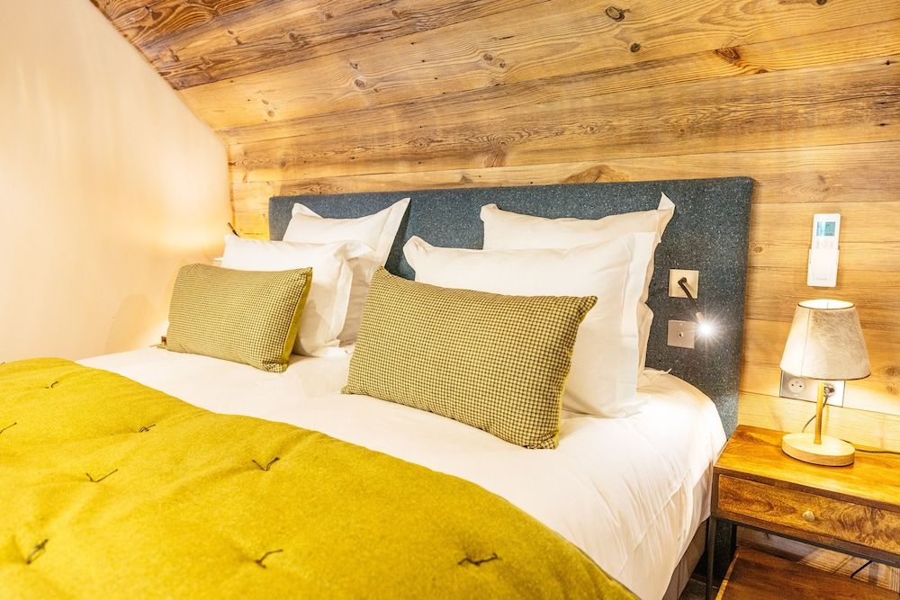 Hotel V de Vaujany Superior Quadruple Room 4