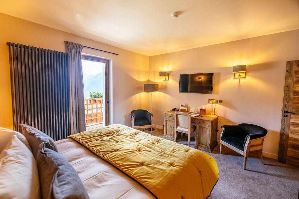 Hotel V de Vaujany Superior Double Room 5