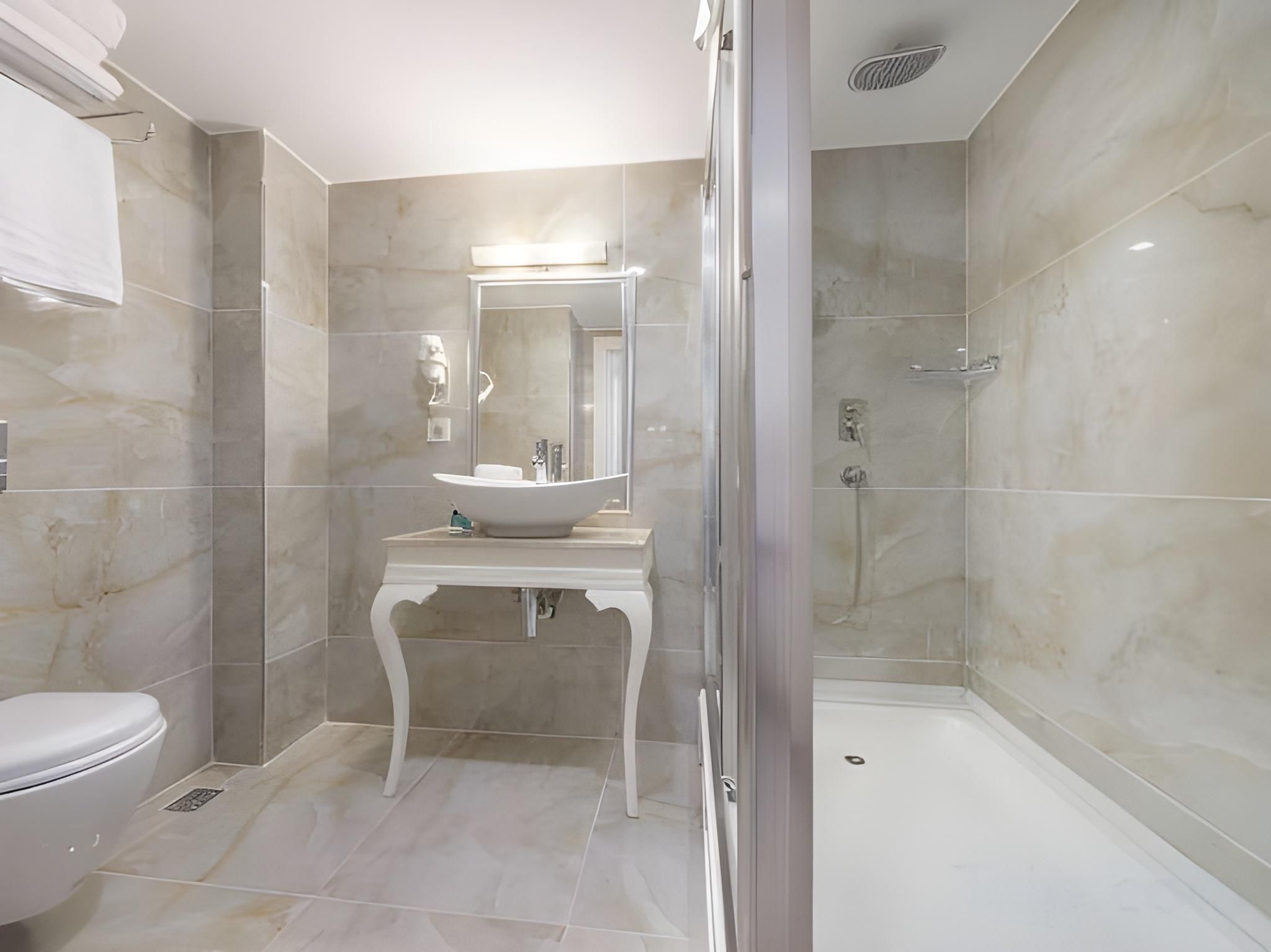 undefined Kunlun Kensington Hotel 7