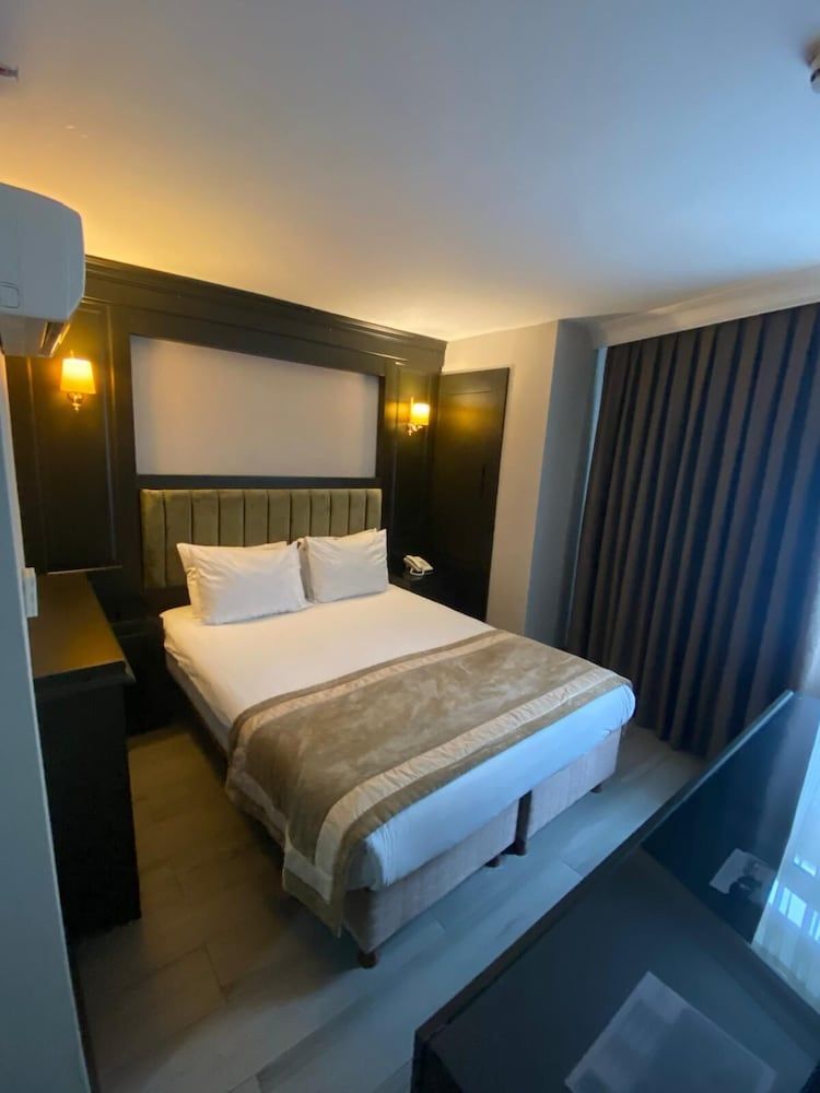 undefined Kunlun Kensington Hotel 6
