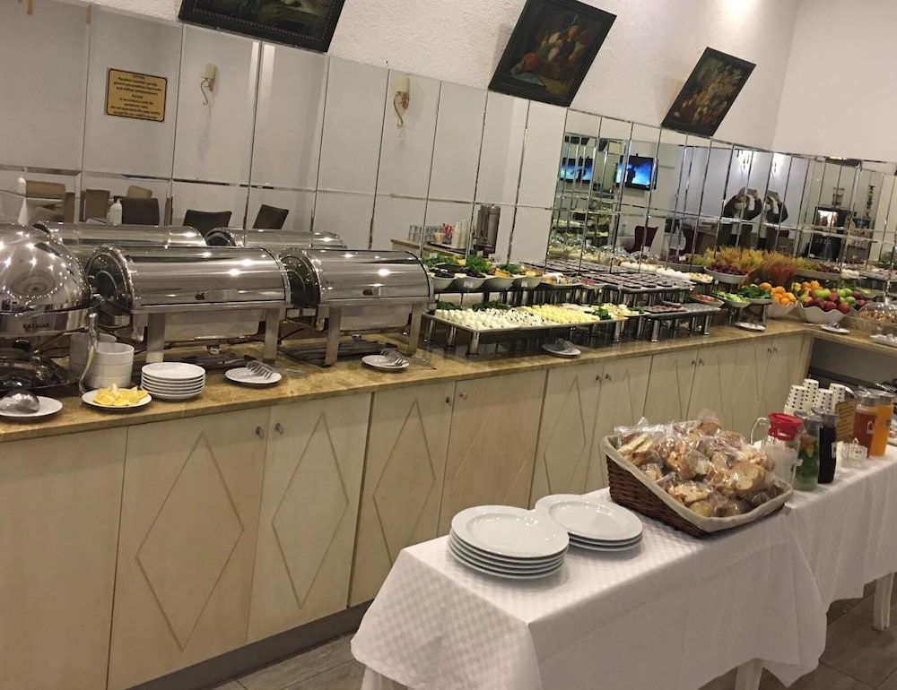 undefined Kunlun Kensington Hotel 10