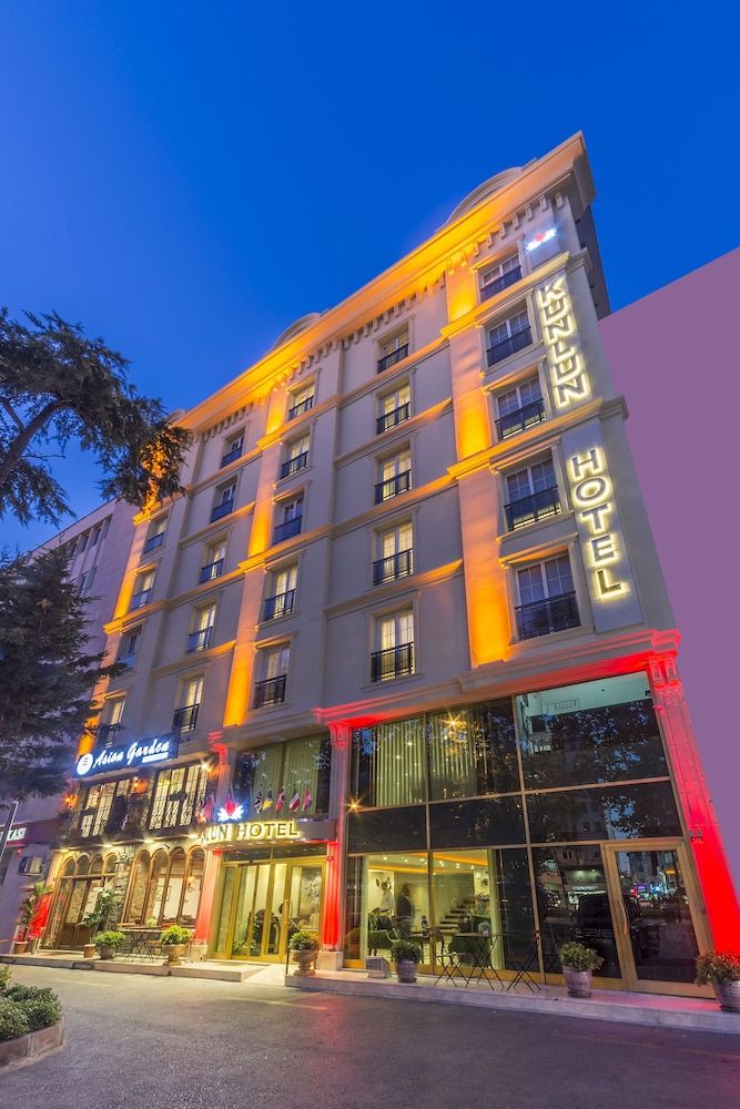 undefined Kunlun Kensington Hotel 3