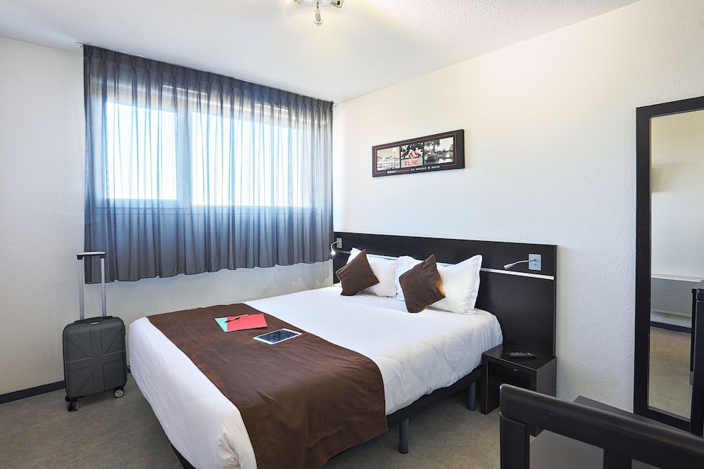 Park Wilson Airport Superior Studio 6