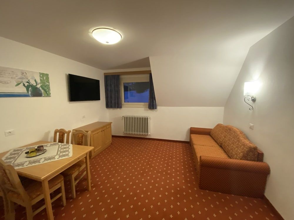 Hotel Castel Latemar Family Suite 7