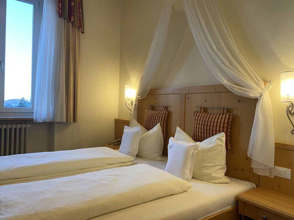 Hotel Castel Latemar Comfort Triple Room 5
