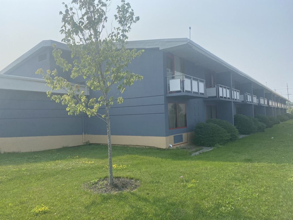 undefined Suburban Studios Buffalo Airport 2