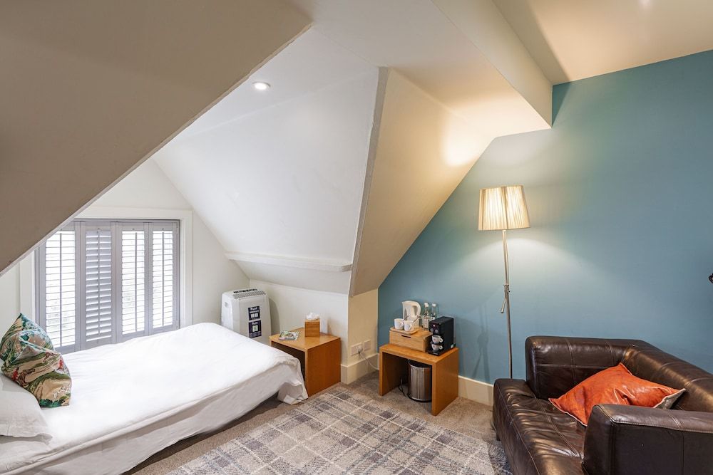 Forest Park Country Hotel & Inn, Brockenhurst, New Forest Deluxe Family Room For 4 2