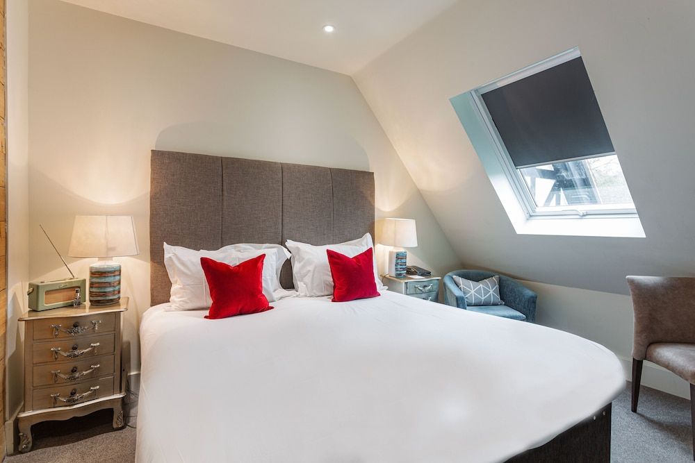 Forest Park Country Hotel & Inn, Brockenhurst, New Forest Deluxe Family Room For 4 8