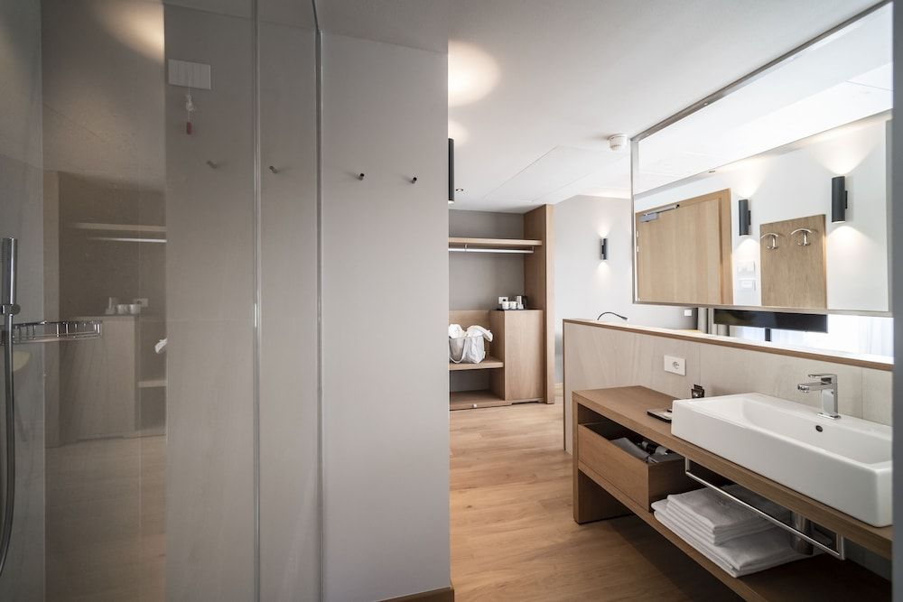 Be Place Deluxe Suite, Hot Tub 10