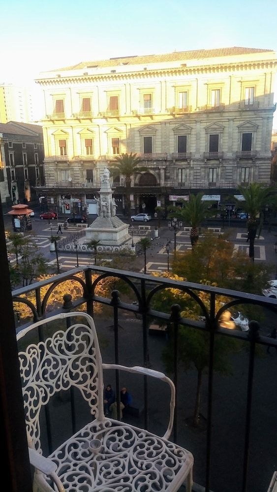 B&B Domenico Florio Palace Deluxe Quadruple Room 2