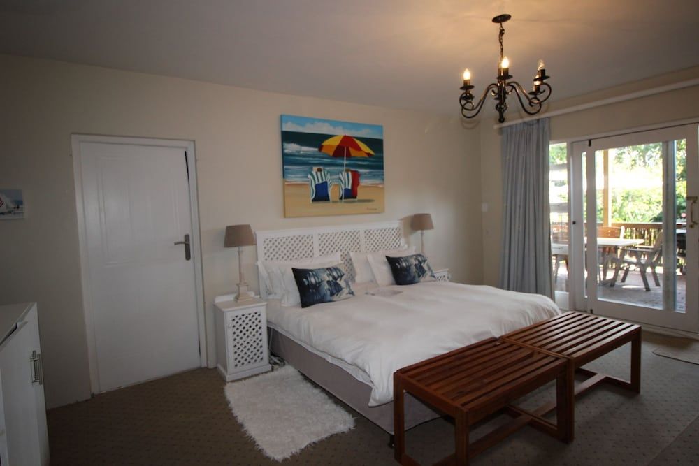 La Boheme Bed and Breakfast King Size Room 2