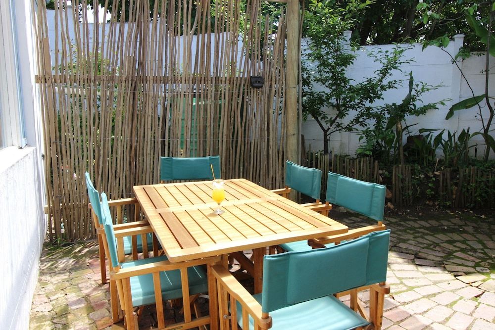 La Boheme Bed and Breakfast Self Catering Unit 7