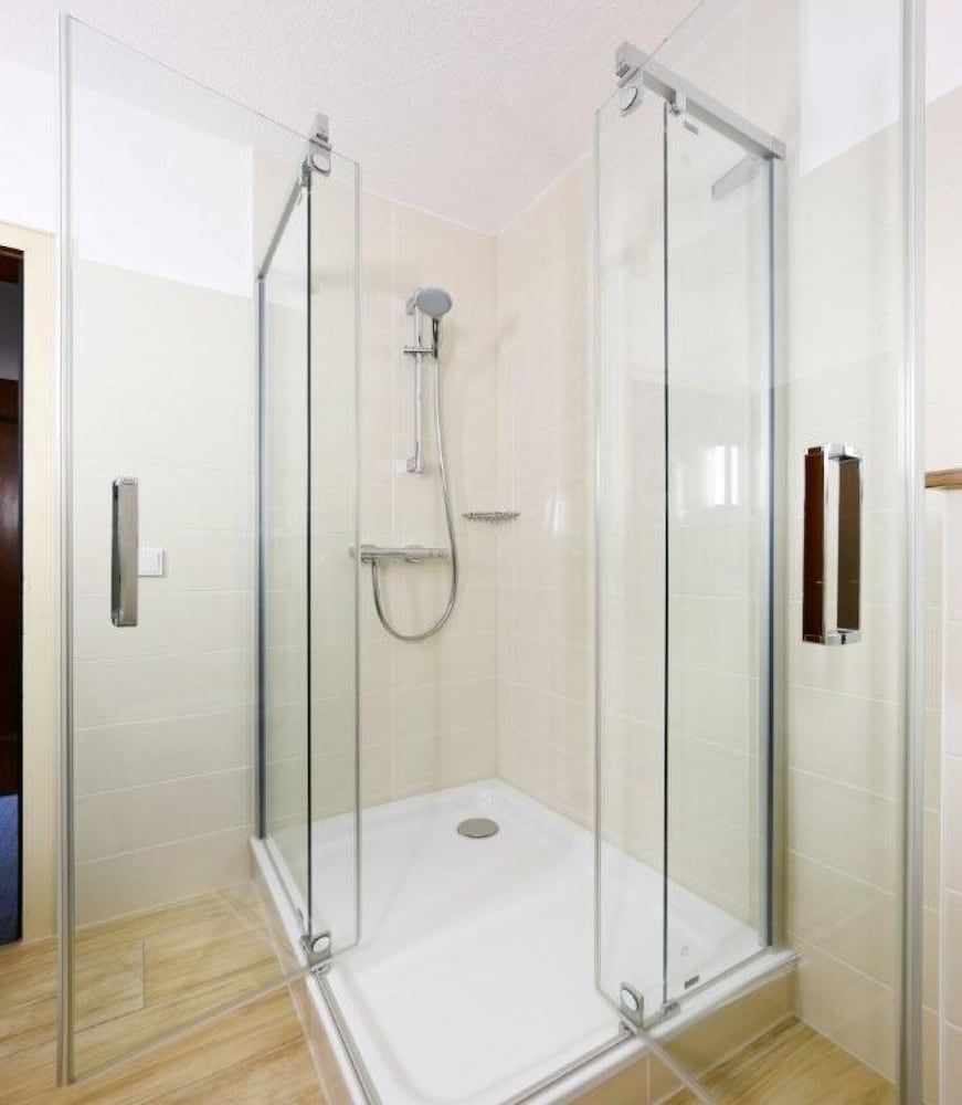 Hotel Kaiserpfalz Double Room 7