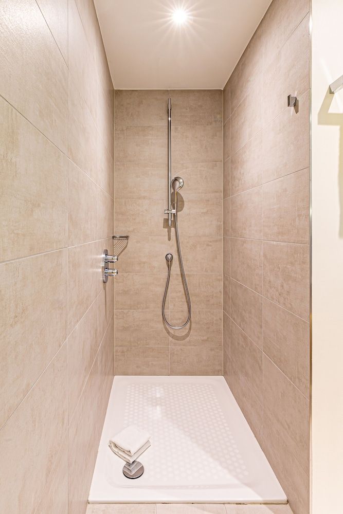 Stellaris Apartment Hotel Superior Apartment (King Bed) 12