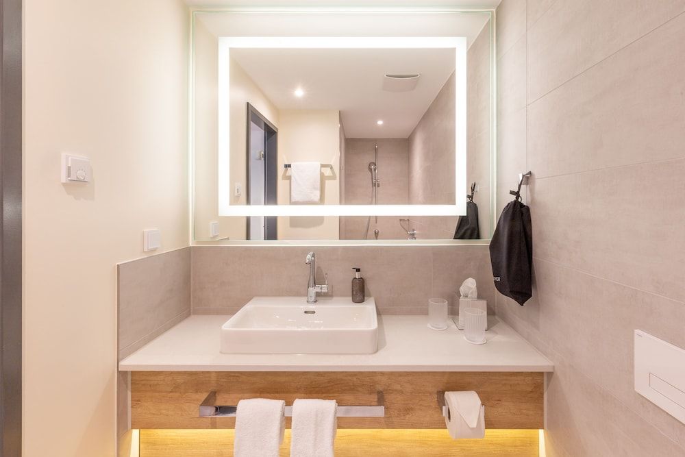 Stellaris Apartment Hotel Superior Apartment (King Bed) 10