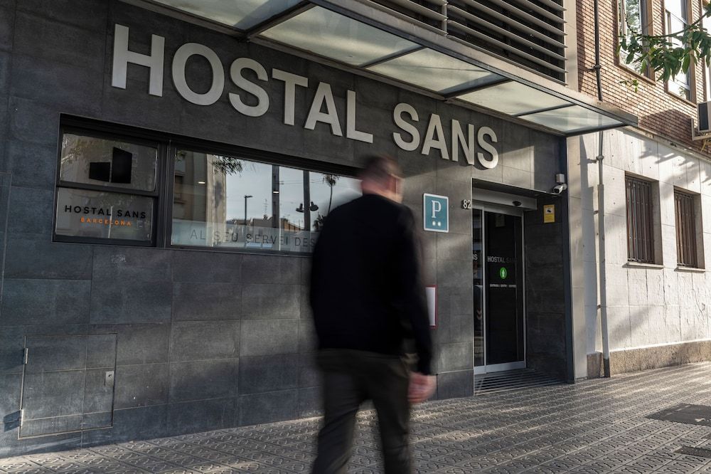 undefined Hostal Sans 6