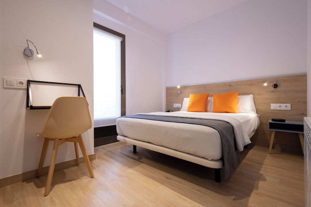 undefined Hostal Sans 5