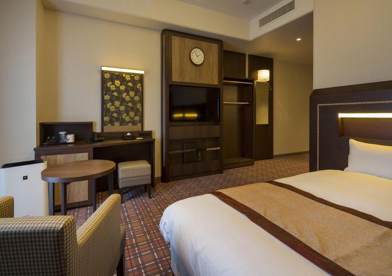 Universal Room - Non-Smoking