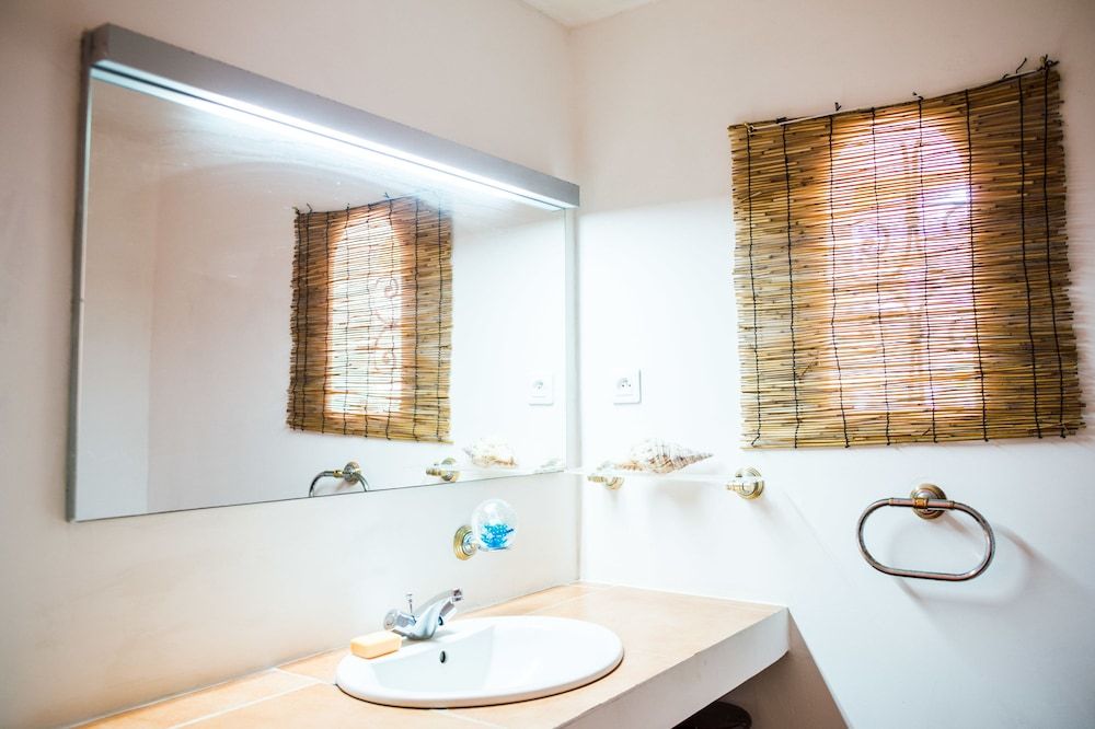 Villa Yrondi Studio Vénitienne with Patio Door 12