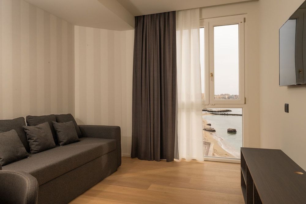 Hotel Punta Tipa Junior Suite 4