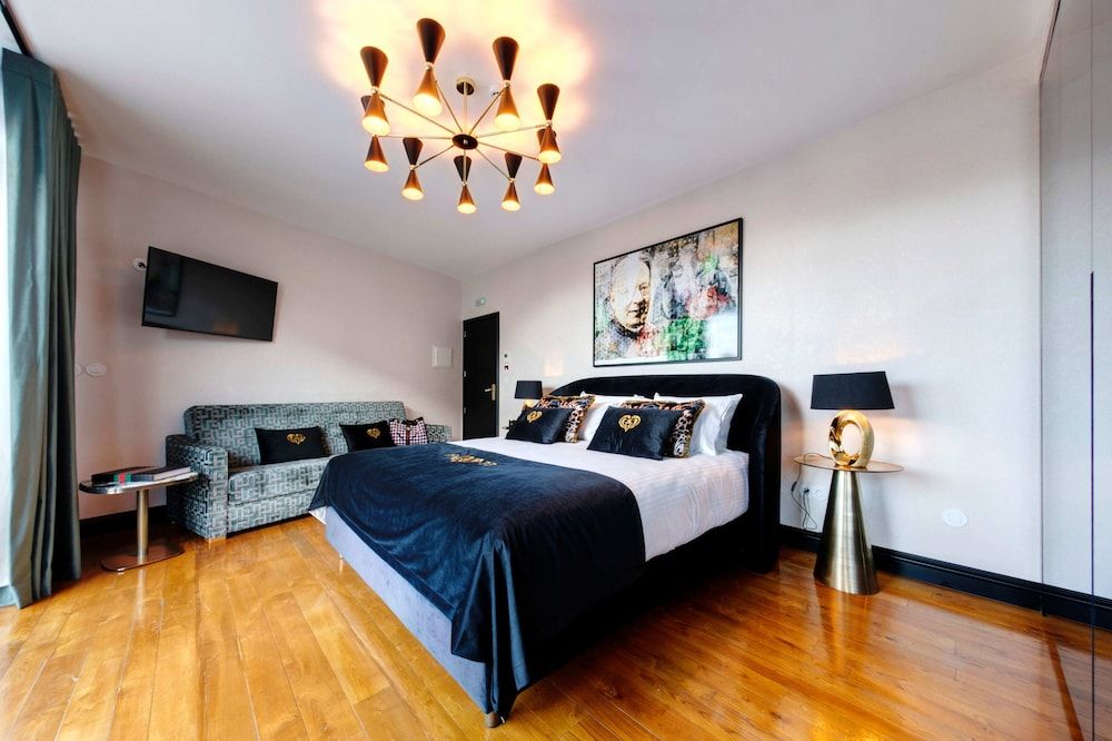 1877 Estrela Palace Hotel Superior Suite with Balcony 2